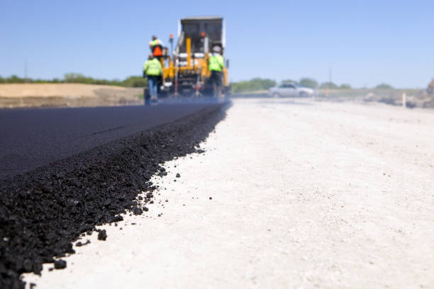 Best Commercial Driveway Pavers  in Middlesborough, KY
